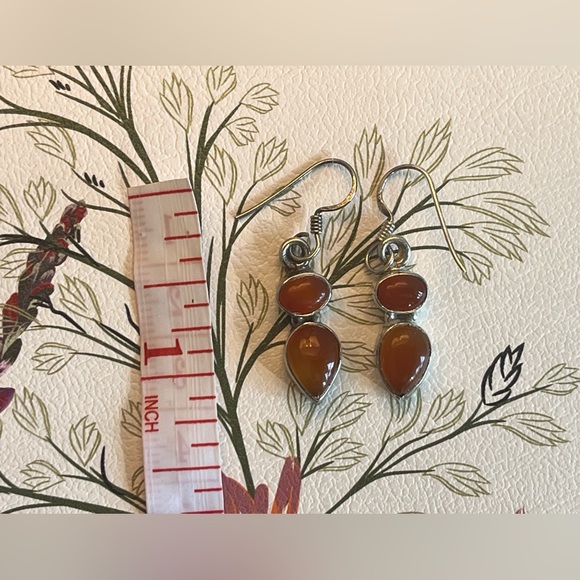 Garnet Water Drop Shape Dangling Silver Earrings - Picture 4 of 5